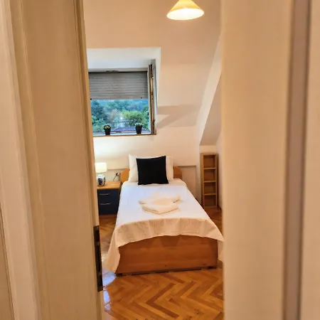 Apartament Luxury Penthouse In With Mountain Views Skopje
